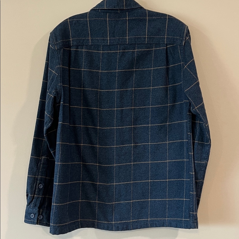 Patagonia - XS, Navy Window Pane Checkered Organic Cotton Button Up - Picture 2 of 8